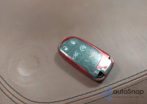 2018 Jeep Grand Cherokee Summit 4X4 z USA, uszkodzony, nr VIN 1C4RJFJG7JC241007